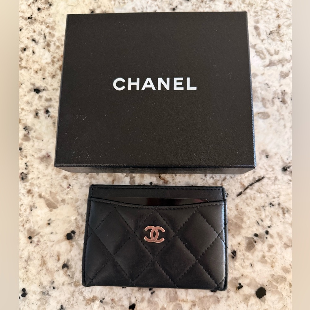 CHANEL Black Leather Quilted Lambskin Card Holder